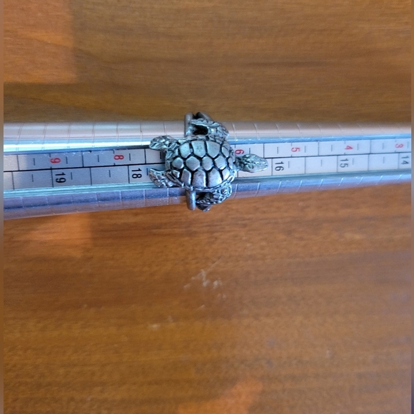 Turtle ring size 6.5 - Picture 9 of 9